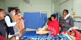 सीएम धामी ने नागरिक चिकित्सालय खटीमा का किया स्थलीय निरीक्षण खटीमा चिकित्सालय