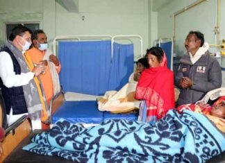 सीएम धामी ने नागरिक चिकित्सालय खटीमा का किया स्थलीय निरीक्षण खटीमा चिकित्सालय