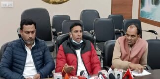 कांग्रेस प्रत्याशी को पार्टी के ही कुछ लोग करना चाह रहे हैं बदनाम deepak-bhati-choti-wala