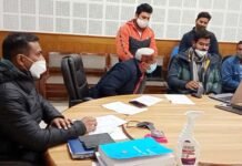 विधानसभा चुनावों को लेकर आयोजित बैठक में डीएम पौड़ी विजय जोगदण्डे ने नोडल अधिकारियों को किया निर्देशित