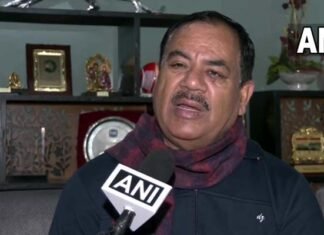 उत्तराखंड: पूर्व कैबिनेट मंत्री हरक सिंह रावत, बहू अनुकृति सहित कांग्रेस में होंगे शामिल!, देखें कहाँ से लड़ सकते हैं चुनाव harak-singh-rawat-join-congress