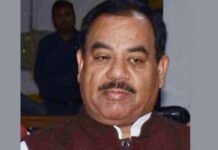 गुस्साए हरक सिंह दिल्ली रवाना, सियासी गलियारों में चर्चाओं का बाजार फिर गर्म