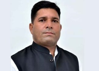 पौडी विधानसभा (आरक्षित) सीट पर कांग्रेस ने एक बार फिर पूर्व प्रत्याक्षी नवल किशोर पर खेला दांव, उठने लगे हैं बगावत के सुर