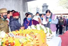 उत्तराखंड: शहीद हवलदार प्रदीप थापा की अंतिम यात्रा में उमड़ा जनसैलाब, मुख्यमंत्री धामी ने दी श्रद्धांजलि shahid-pradeep-thapa