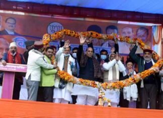 केन्द्रीय रक्षा मंत्री राजनाथ सिंह और सीएम धामी ने संयुक्त रूप से किया उत्तरकाशी में 111 करोड़ 14 लाख की धनराशि की विभिन्न योजनाओं का लोकार्पण एवं शिलान्यास राजनाथ सिंह