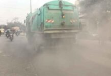 ग्रेटर नोएडा: रोड की मैकेनिकल स्वीपिंग करने वाली कंपनी पर एक लाख का जुर्माना ग्रेटर नोएडा मैकेनिकल स्वीपिंग