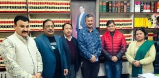 उत्तराखण्ड समाज के लिये सार्थक पहल : गढ़वाल भवन के लम्बे समय से चले आ रहे मामले की कानूनी लड़ाई लड़ेंगे अधिवक्ता संजय दरमोड़ा