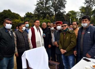 मुख्यमंत्री पुष्कर सिंह धामी से उत्तराखण्ड राज्य आंदोलनकारी मंच के सदस्यों ने भेंट कर जताया आभार