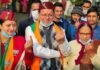 CM धामी की पत्नी गीता धामी पर आचार संहिता के उल्लंघन का आरोप, एक बजे तक उत्तरकाशी में हुई सबसे ज्यादा वोटिंग Geeta Dhami violated the code of conduct