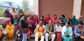 भाजपा प्रत्याशी राजकुमार पोरी ने कल्जीखाल विकासखंड के डेढ़ दर्जन गाँवों में भ्रमण कर मांगे वोट
