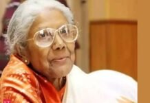 संगीत क्षेत्र में एक और क्षति : बांग्ला की महान गायिका संध्या मुखर्जी नहीं रहीं, पिछले महीने पद्मश्री ठुकरा कर आई थीं चर्चा में Sandhya-Mukherjee-died