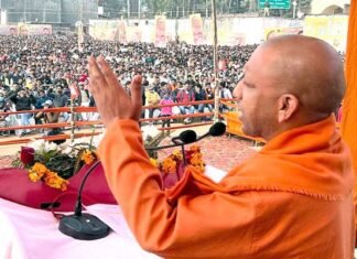 यूपी में प्रथम चरण का चुनाव प्रचार थमा, आखिरी दिन सीएम योगी ने जेवर पहुंचकर पूर्व की सपा सरकार पर बोला हमला cm-yogi-at-jewar