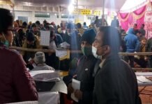 पौड़ी : 6 विधानसभा सीटों की ईवीएम मशीनें डबल लॉक के साथ स्ट्रांग रूम में जमा,10 मार्च को खुलेगा स्ट्रांग रूम