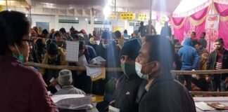 पौड़ी : 6 विधानसभा सीटों की ईवीएम मशीनें डबल लॉक के साथ स्ट्रांग रूम में जमा,10 मार्च को खुलेगा स्ट्रांग रूम
