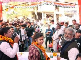 पंखुड़ी पाठक ने किया तूफानी प्रचार, कहा- जुमलेबाजों से निजात सिर्फ कांग्रेस दिलाएगी पंखुड़ी पाठक