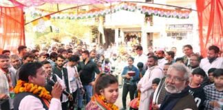 पंखुड़ी पाठक ने किया तूफानी प्रचार, कहा- जुमलेबाजों से निजात सिर्फ कांग्रेस दिलाएगी पंखुड़ी पाठक