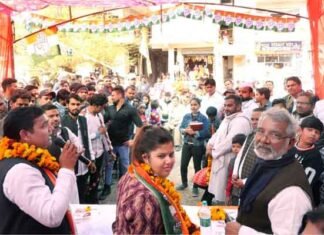 पंखुड़ी पाठक ने किया तूफानी प्रचार, कहा- जुमलेबाजों से निजात सिर्फ कांग्रेस दिलाएगी पंखुड़ी पाठक
