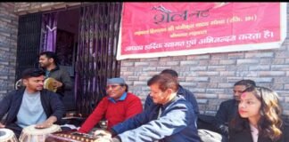 शैलनट व हिमायल साहित्य एंव कला परिषद के तत्वावधान में श्रीनगर में पारंपरिक बैठकी होली का आगाज sitting holi srinagar garhwal