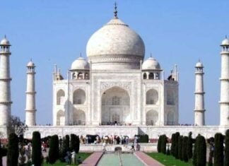 ताजमहल का दीदार करने वालों के लिए अच्छी खबर: इन तीन दिनों तक ताजमहल में होगी फ्री एंट्री, नहीं लगेगा टिकट, जानिए कारण tajmahal