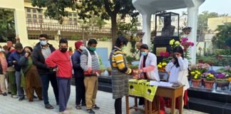 विधानसभा चुनाव: यूपी में चौथे चरण का मतदान शुरू, राजधानी लखनऊ सहित इन 9 जिलों की 59 सीटों के लिए वोटिंग जारी up 4th phase voting start