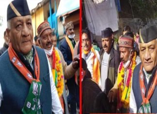 जनरल वीके सिंह ने भाजपा प्रत्याशी पोरी के समर्थन में पौड़ी में जनसंपर्क कर मांगे वोट