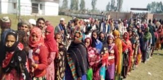 विधानसभा चुनाव: दोपहर 3 बजे तक यूपी में 51.93 %, उत्तराखंड में 49.24% तथा गोवा में 60.18% हो चुका है मतदान voting-in-UP-goa-uttarakhand