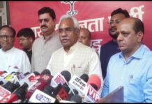 उत्तराखंड: भव्य होगा नए मुख्यमंत्री का शपथ ग्रहण समारोह, पीएम मोदी, अमित शाह सहित कई राज्यों के मुख्यमंत्री कर सकते हैं शिरकत PM Modi, Amit Shah to attend swearing-in ceremony of new CM in Uttarakhand