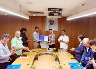ग्रेटर नोएडा में 11,250 युवाओं के लिए रोजगार का खुला रास्ता, प्राधिकरण ने चार कंपनियों को आवंटित की 30 एकड़ जमीन