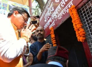 उत्तराखंड राज्य आंदोलनकारी शहीदों को नमन करने शहीद स्थल पहुंचे मनोनीत मुख्यमंत्री पुष्कर सिंह धामी