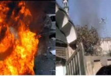 जुमे की नमाज के दौरान पाकिस्तान के पेशावर की एक मस्जिद में बम धमाका, आत्मघाती हमले में 30 नमाजियों की मौत omb blast at mosque in Pakistan