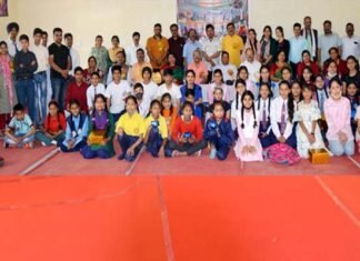 फूलदेई संचालन समिति द्वारा आयोजित प्रतियोगिताओं में श्रीनगर गढ़वाल के छात्रों-छात्राओं ने बढ़ चढ़ कर किया प्रतिभाग