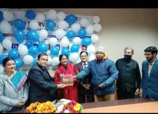 प्रो. आरएन गैरोला को सेवानिवृत्ति पर दी गई भावभीनी विदाई