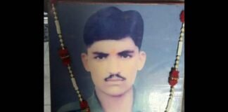 शहीद मुकेश पांडे की स्मृति में उनके गाँव में 16 मार्च को मनाया जायेगा शहीदी दिवस