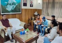 सीएम पुष्कर सिंह धामी ने यूक्रेन से लौटे हुए उत्तराखण्ड के बच्चों से भेंट कर पूछी कुशलक्षेम student-returned-from-Ukrain