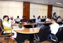 जल स्रोतों के पुनर्जीवन, रेन वाटर हार्वेस्टिंग, जल जीवन मिशन के कार्यों में और तेजी लाई जाय : सीएम धामी जल जीवन मिशन