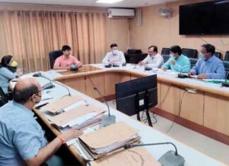अवैध कॉलोनी काटने वालों भूमाफियाओं के विरुद्ध जिला प्रशासन का अभियान भूमाफियाओं