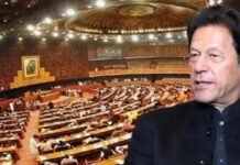 अविश्वास प्रस्ताव आज: देखें इमरान खान के पास सरकार बचाने के लिए कौन सा ‘सरप्राइज’ है