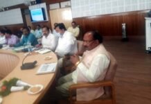 जनभावनाओं के अनुरूप कार्य करें अधिकारी, जंगलों में आग लगाने वाले शरारती तत्वों पर हो प्राथमिकी दर्ज : राजकुमार पोरी