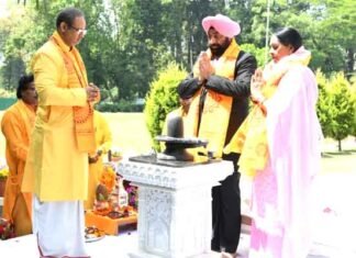 उत्तराखंड की ख़ुशहाली की कामना के साथ राजभवन में राजप्रज्ञेश्वर महादेव शिवलिंग की स्थापना राजप्रज्ञेश्वर महादेव