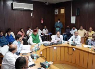 मंत्री सतपाल महाराज ने दिए सिंचाई एवं लघु सिंचाई विभाग में रिक्त पदों को तत्काल भरने के आदेश सतपाल महाराज
