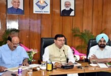 उत्तराखंड: सभी अधिकारी-कर्मचारी समय पर ऑफिस पहुंचे, पूर्ण मनोयोग से कार्य करें, जन प्रतिनिधियों के फोन उठायें, मुख्यमंत्री ने दिए सख्त निर्देश, cm-dhami-in-action