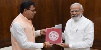 सीएम धामी ने पीएम नरेंद्र मोदी से नई दिल्ली में की शिष्टाचार भेंट, इन योजनाओं के लिए मांगे हजारों करोड़ के पैकेज cm-dhami-with-PM-modi