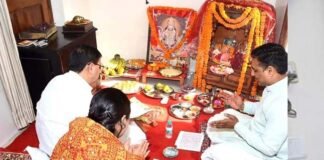 हनुमान जन्मोत्सव के अवसर पर मुख्यमंत्री पुष्कर सिंह धामी ने हनुमान जी की पूजा अर्चना कर की प्रदेश की खुशहाली की कामना