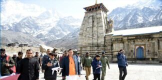 सीएम पुष्कर सिंह धामी ने केदारनाथ धाम पहुंचकर निर्माण कार्यों एवं आगमी यात्रा संबंधित तैयारियों का किया स्थलीय निरीक्षण