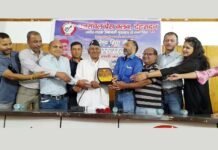 लोक की समृद्धि के लिए व्यक्ति एवं समाज के स्तर से करनी होगी पहल : नरेंद्र सिंह नेगी