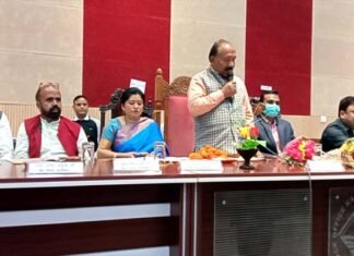 कल्जीखाल ब्लॉक सभागार में आयोजित बीडीसी बैठक में छाया रहा बिजली, शिक्षा, स्वास्थ्य, सड़क का मुद्दा BDC meeting held at Kaljikhal Block