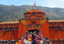 बाबा बद्रीनाथ धाम के कपाट भी पूरे विधि विधान के साथ श्रद्धालुओं के लिए खोले गए Baba Badrinath Dham