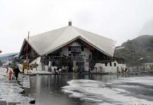 कपाट खुलने की हुई तैयारी : हेमकुंड साहिब तीर्थ स्थल जाने के लिए श्रद्धालुओं को कठिन रास्तों से गुजरना पड़ता है, एक दिन में 5 हजार श्रदालु ही कर सकेंगे दर्शन Hemkund Sahib