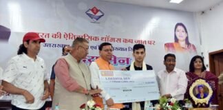 थॉमस कप की ऐतिहासिक जीत पर मुख्यमंत्री ने किया लक्ष्य सेन को सम्मानित