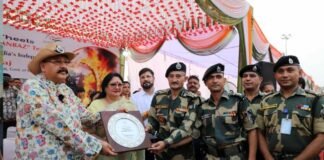 बीएसएफ के सहयोग के बिना साहसिक पर्यटन संभव नहीं: महाराज